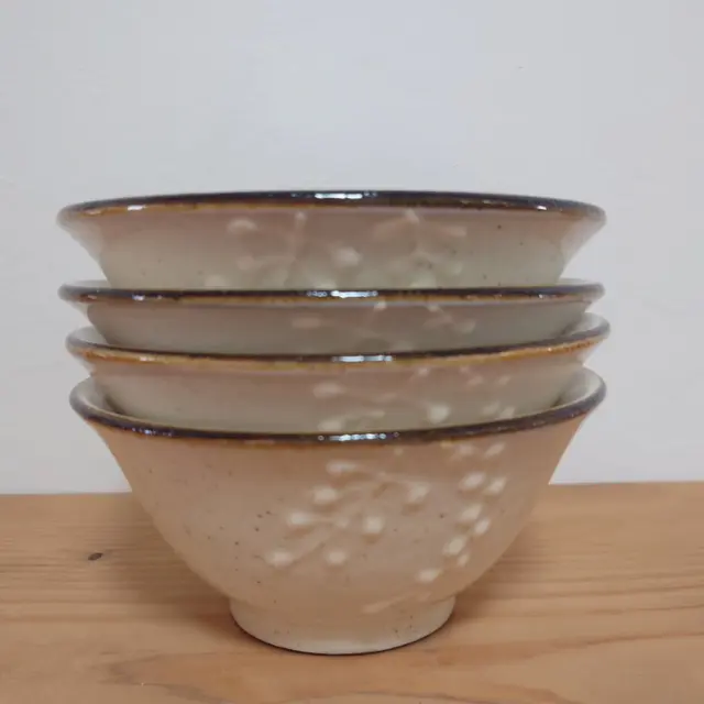 沖縄を感じられる器【やちむん】よーりよーり